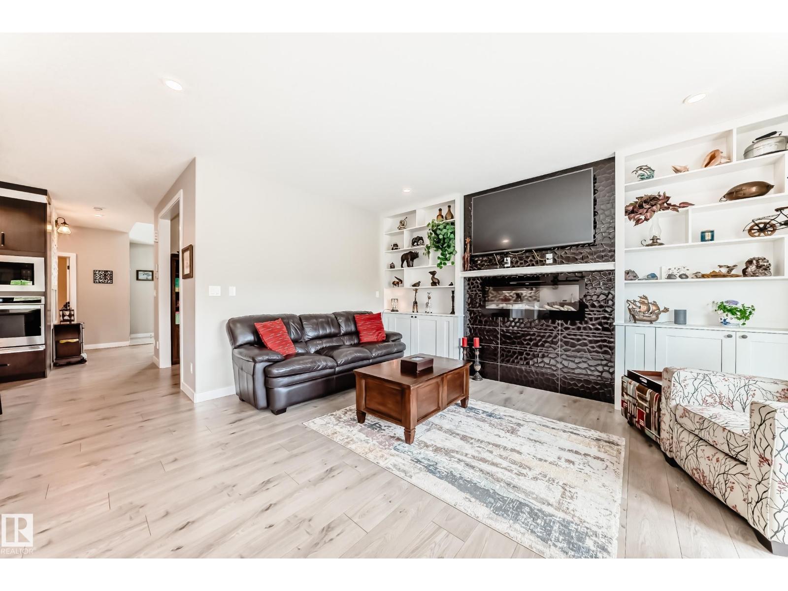 3895 Robins CR NW - 16