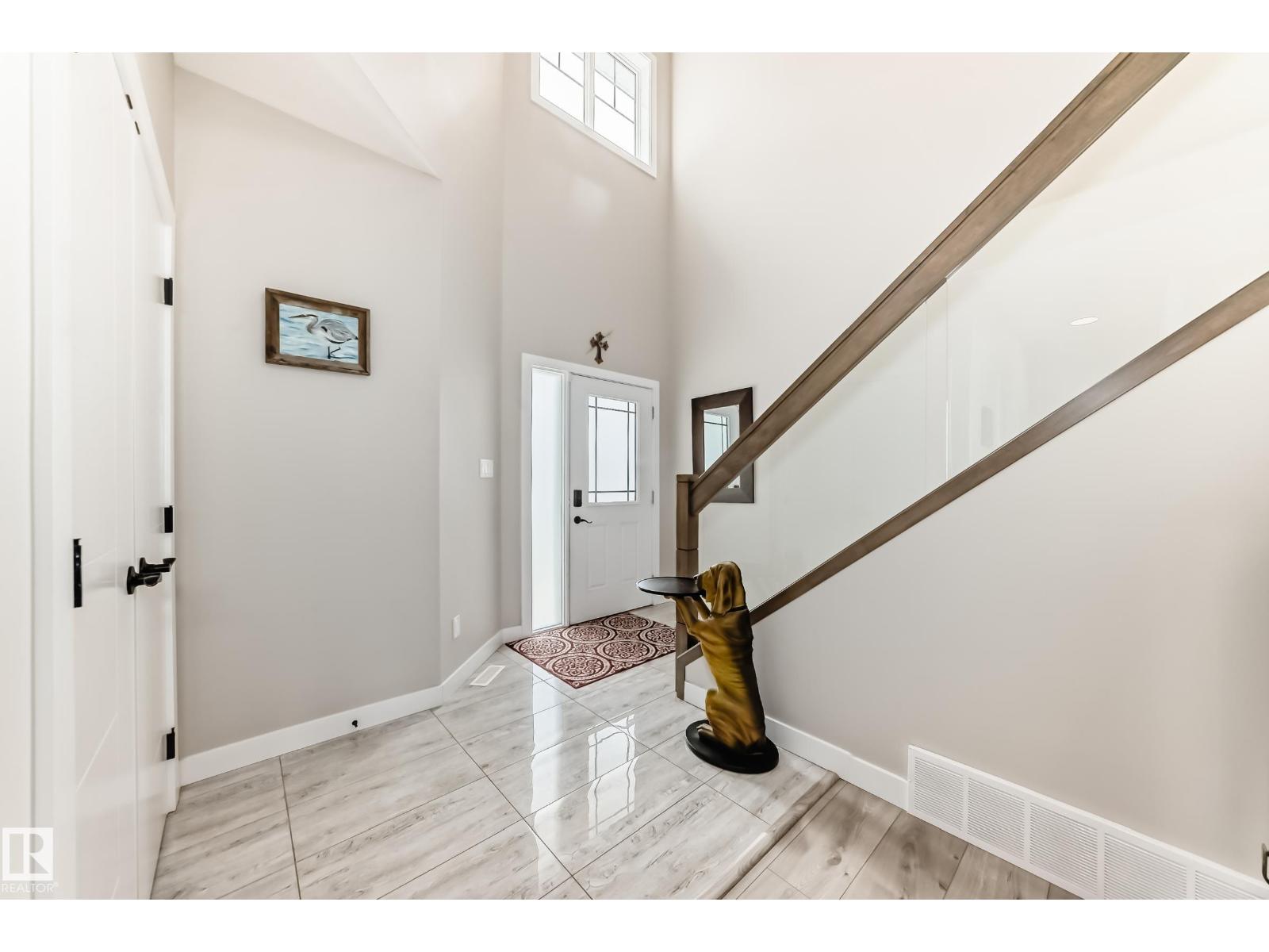 3895 Robins CR NW - 2