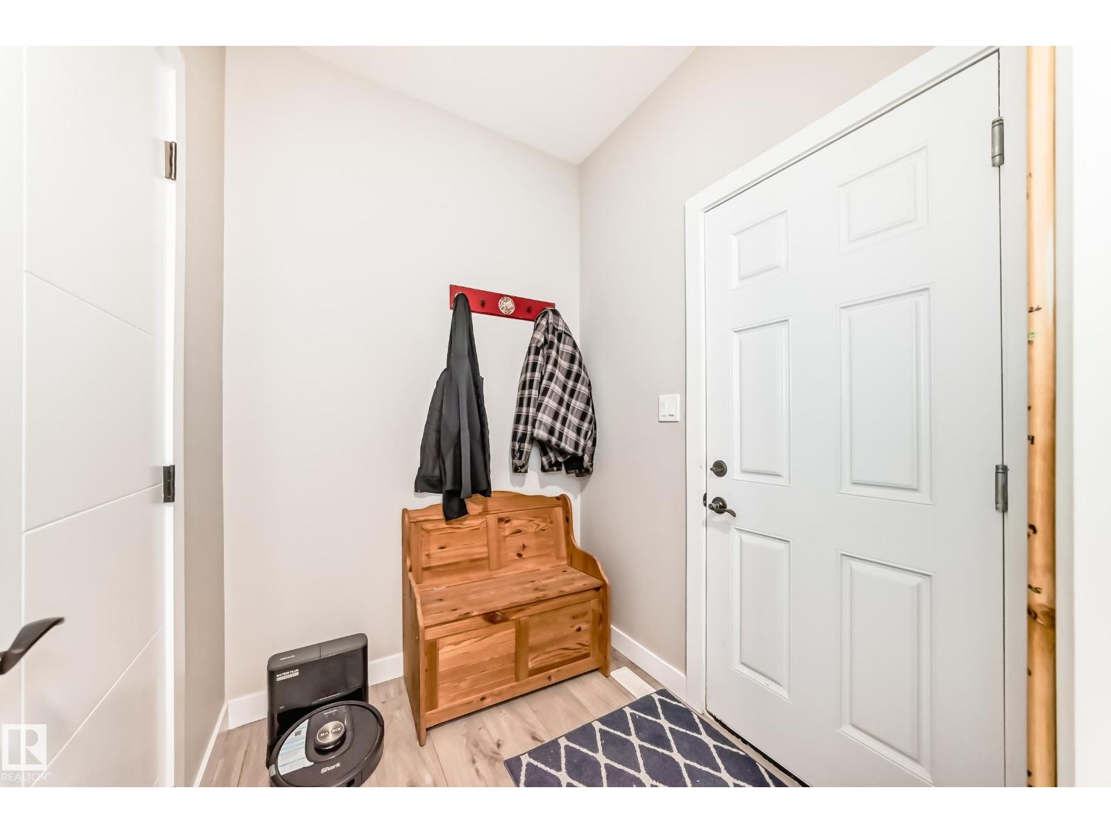 3895 Robins CR NW - 24
