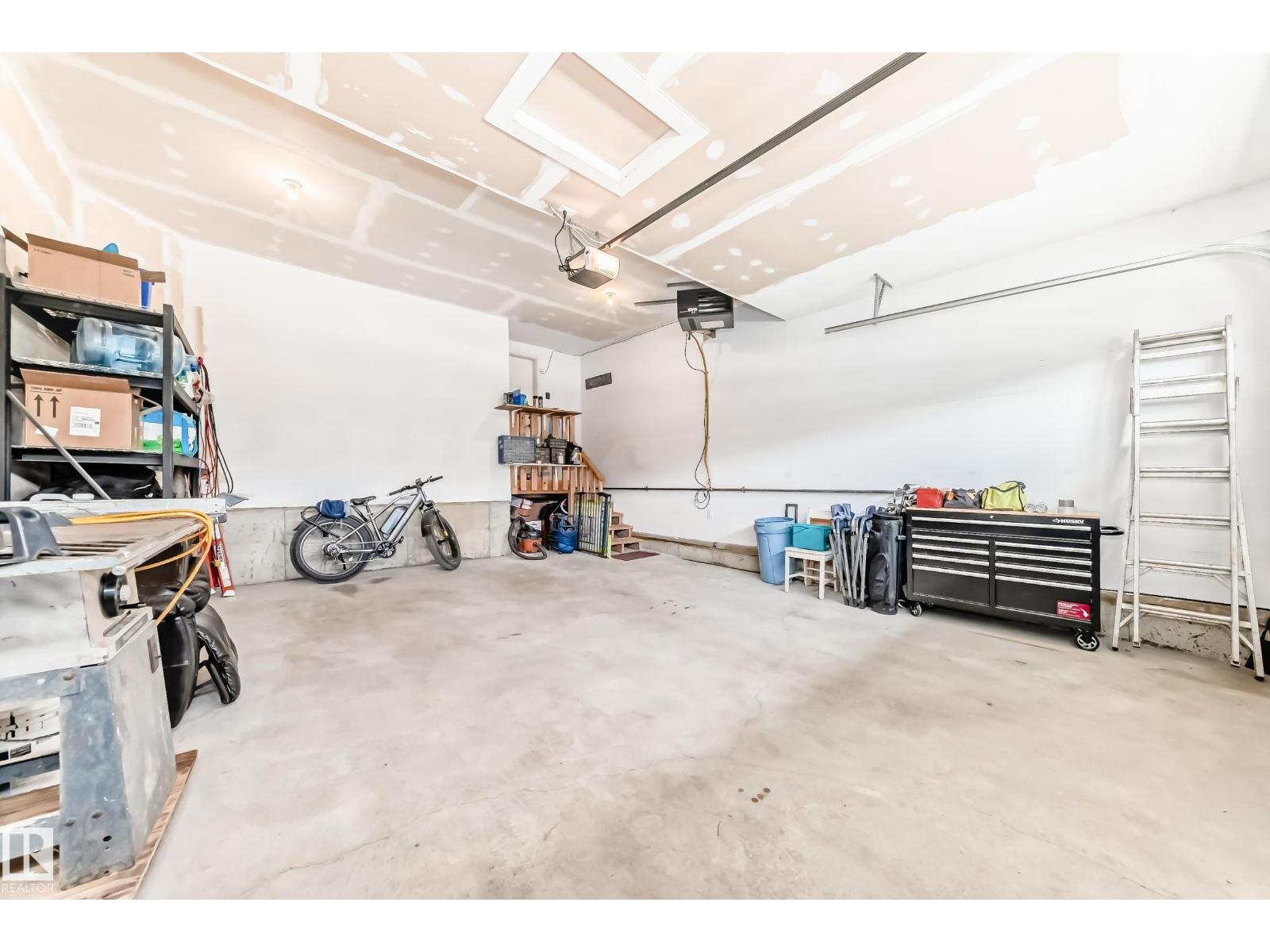 3895 Robins CR NW - 54