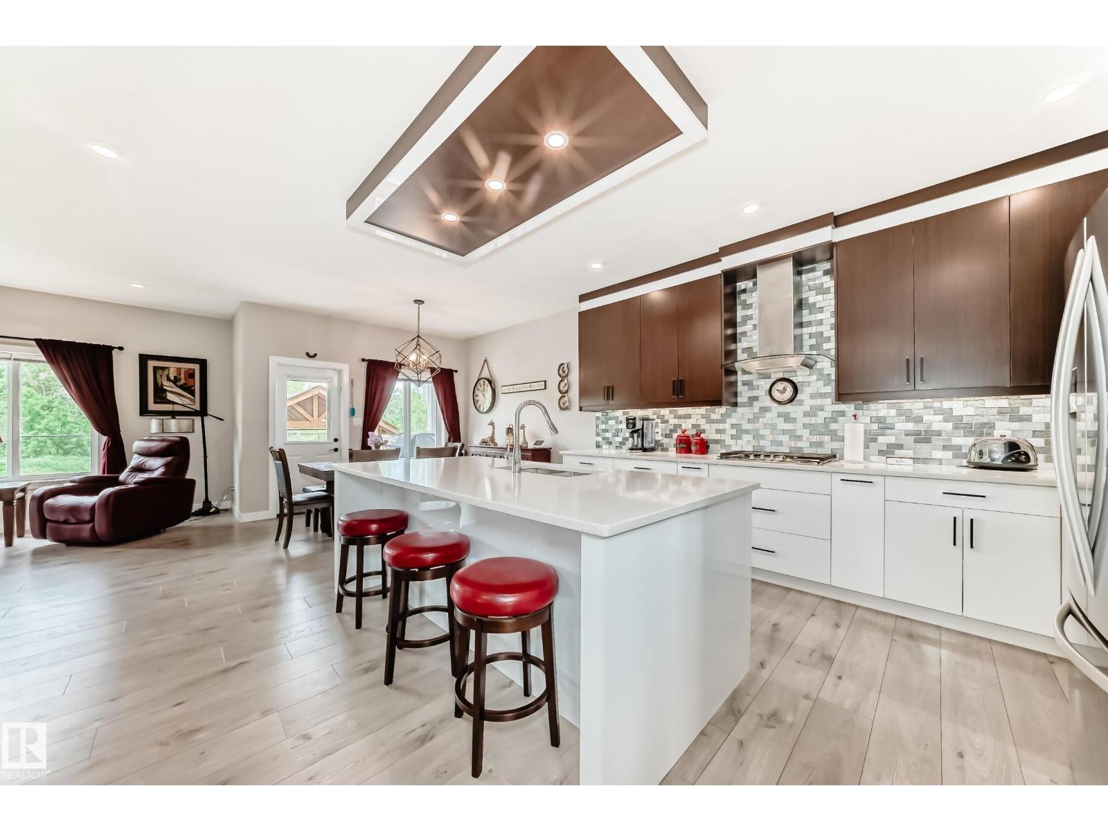 3895 Robins CR NW - 9