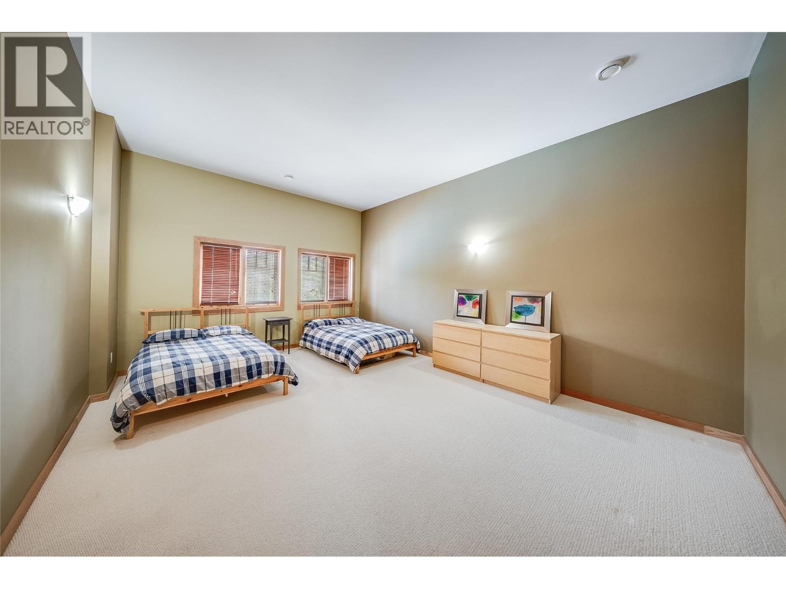 1009 Silvertip Road - 29