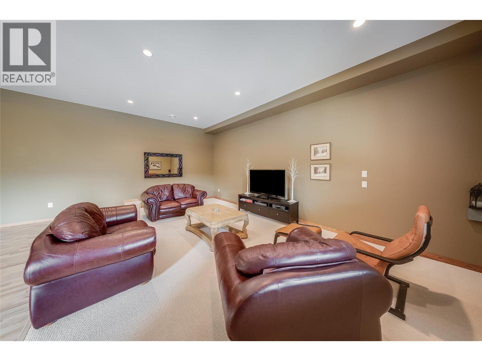 1009 Silvertip Road - 27