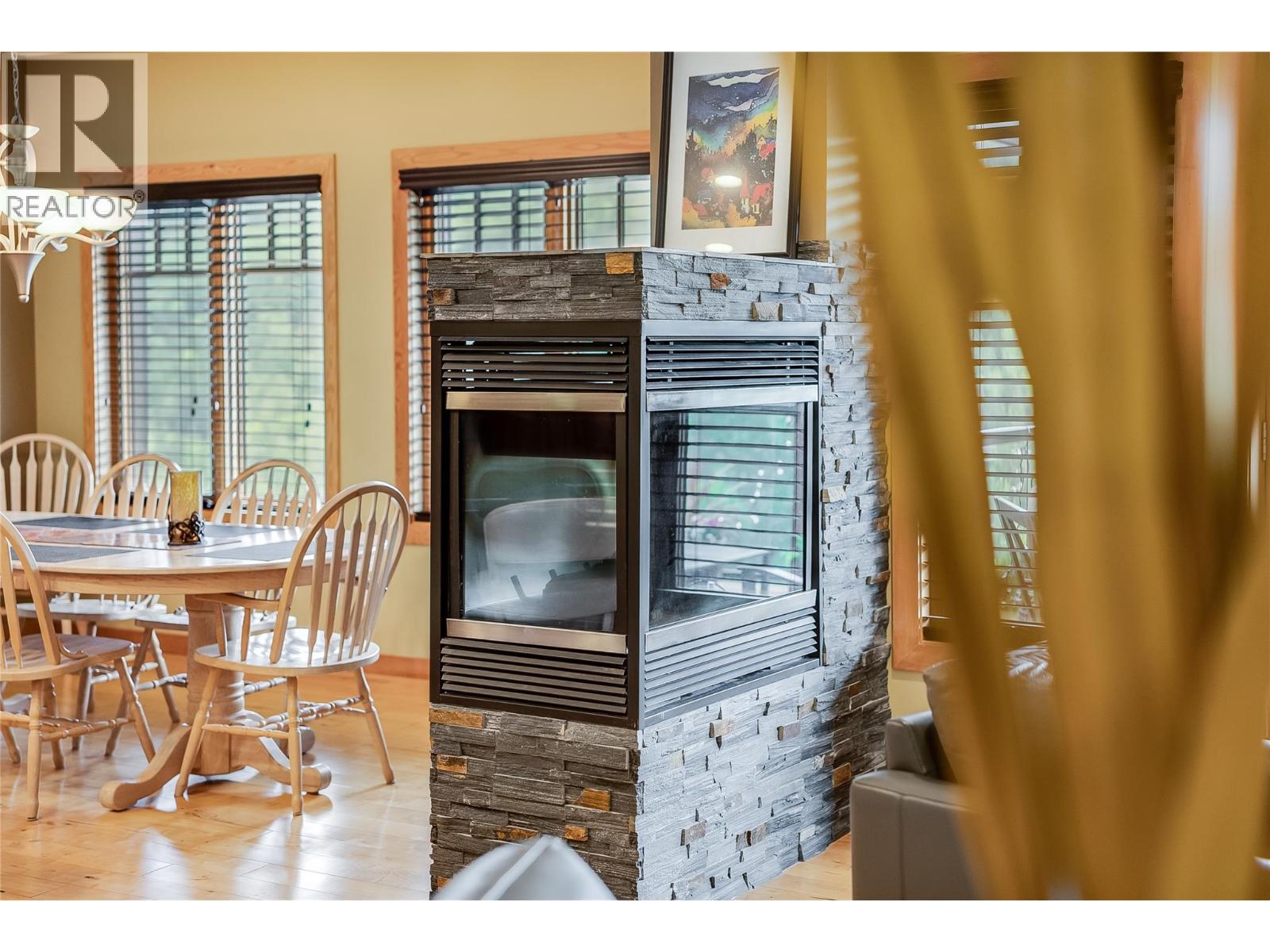 1009 Silvertip Road - 16