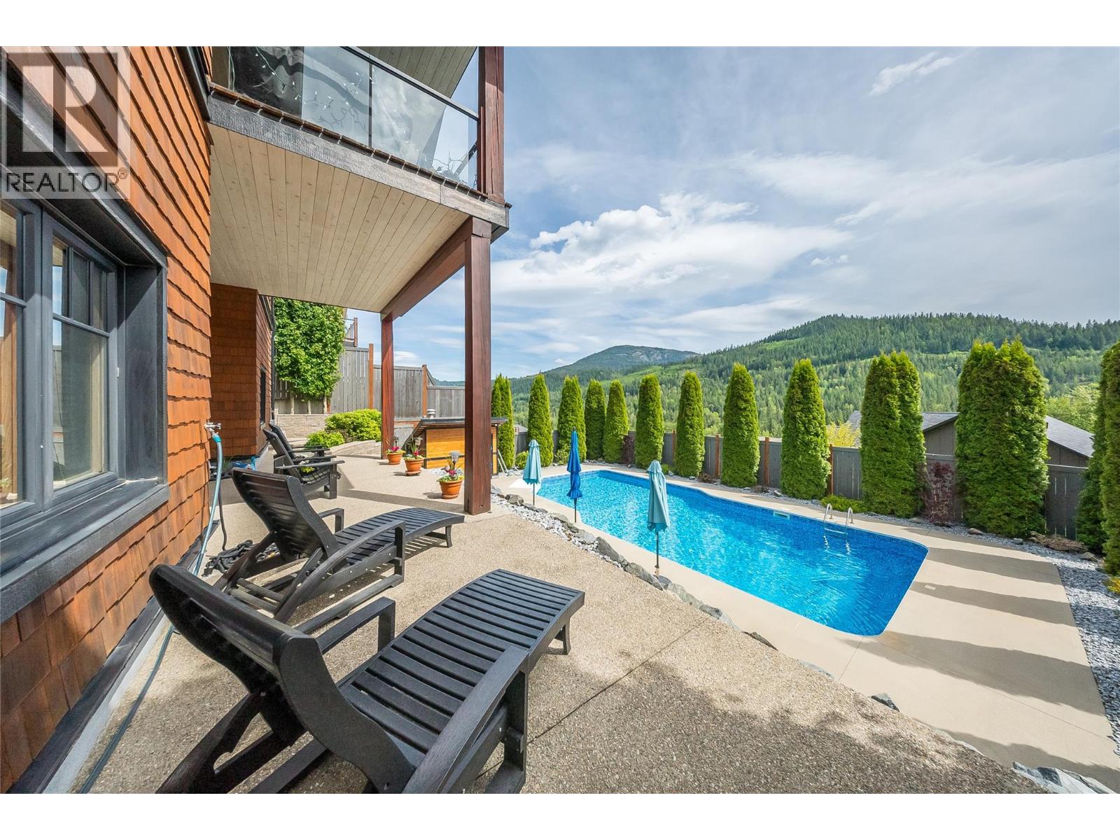 1009 Silvertip Road - 33