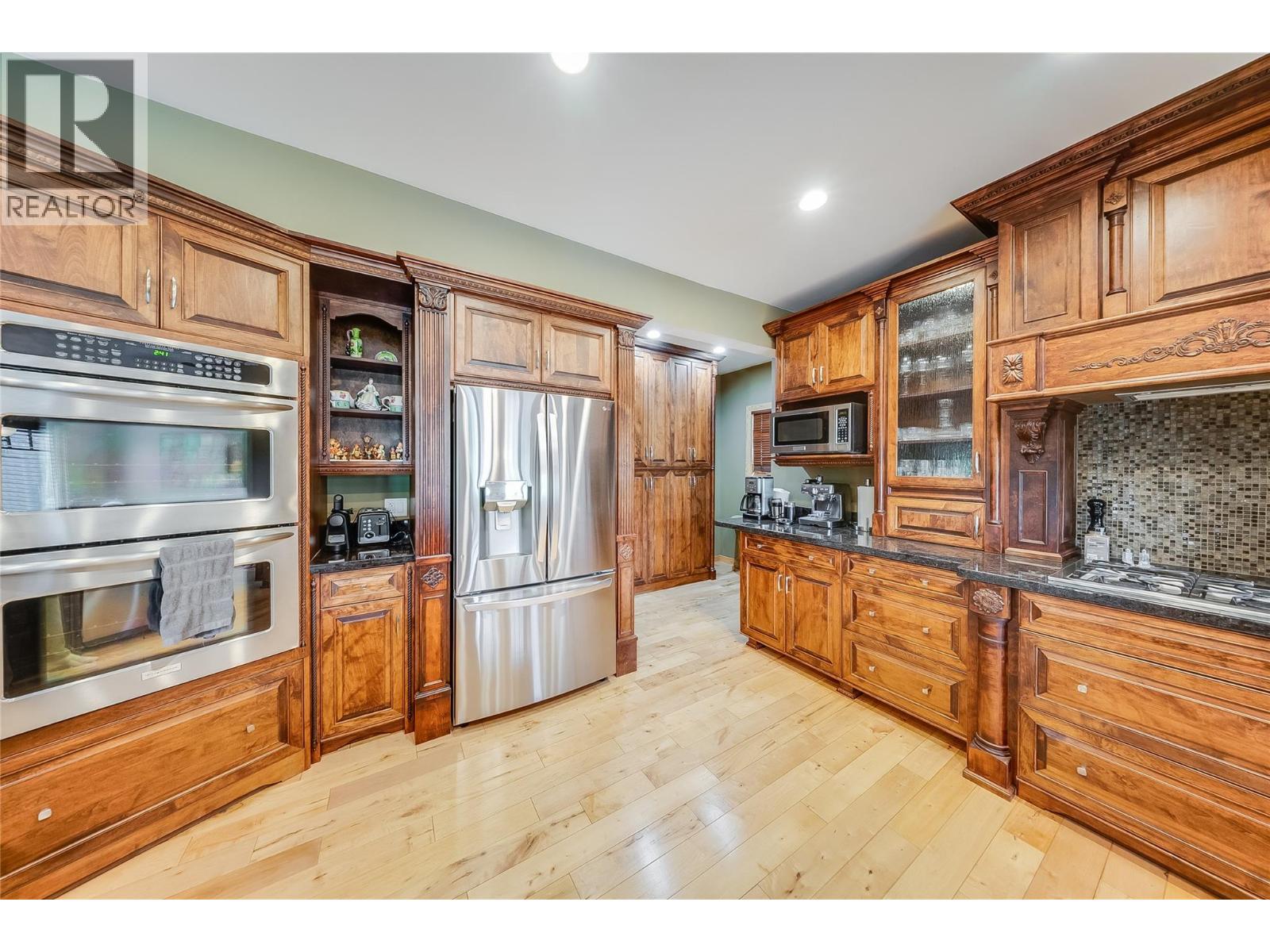 1009 Silvertip Road - 9