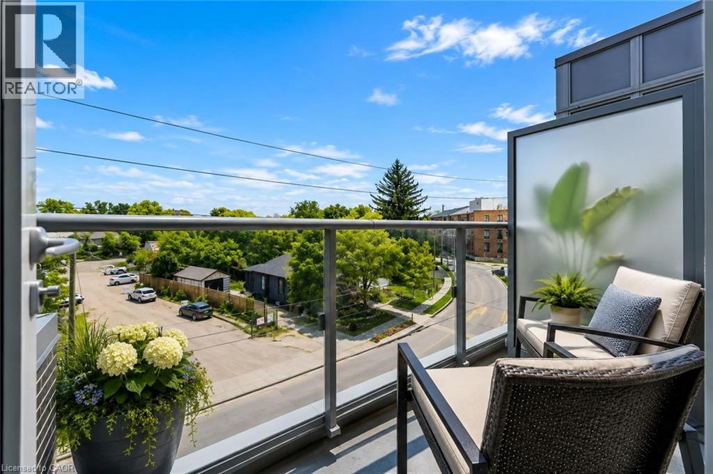 #103 73 ARTHUR Street S - 22