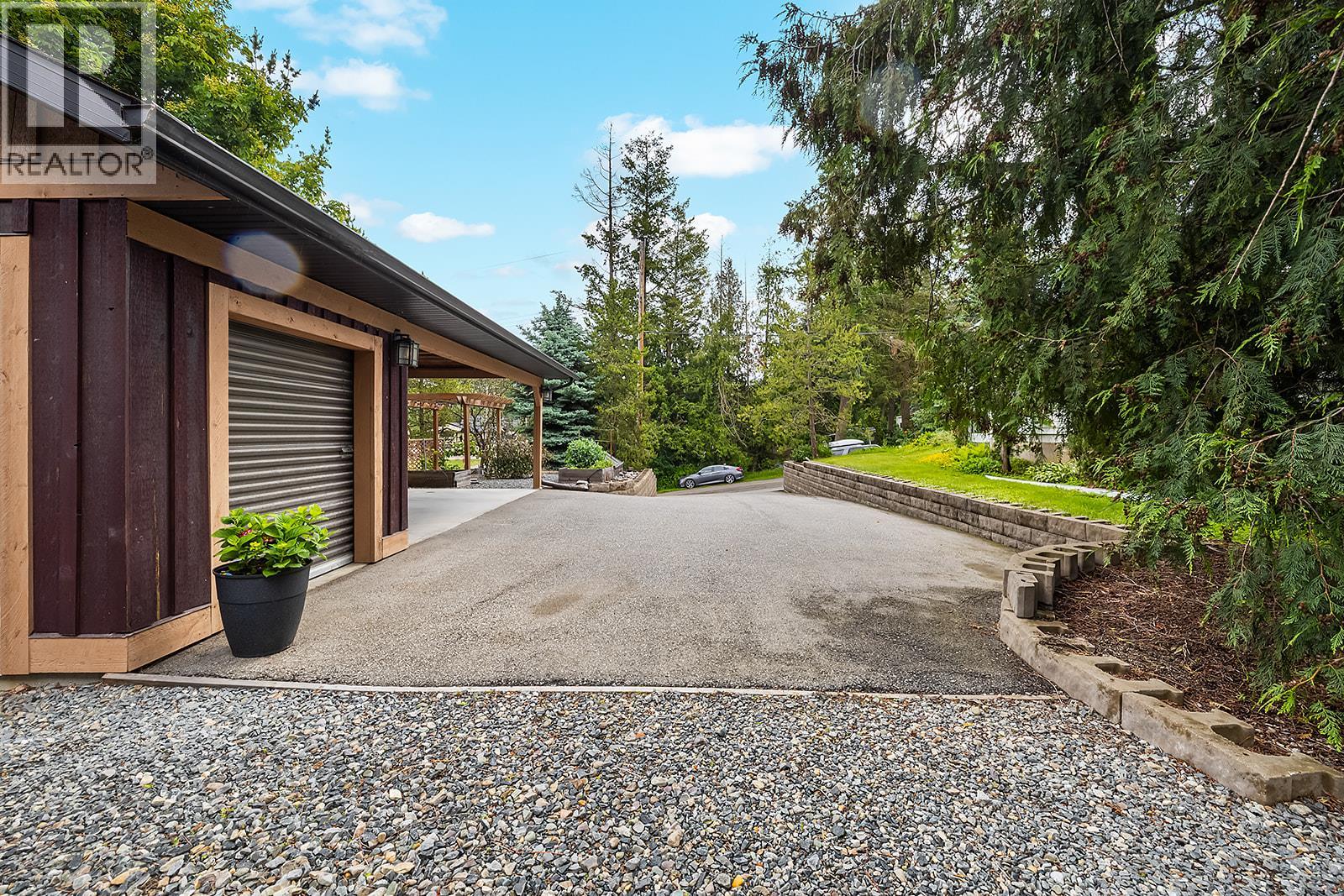 109 2nd Avenue S - 42