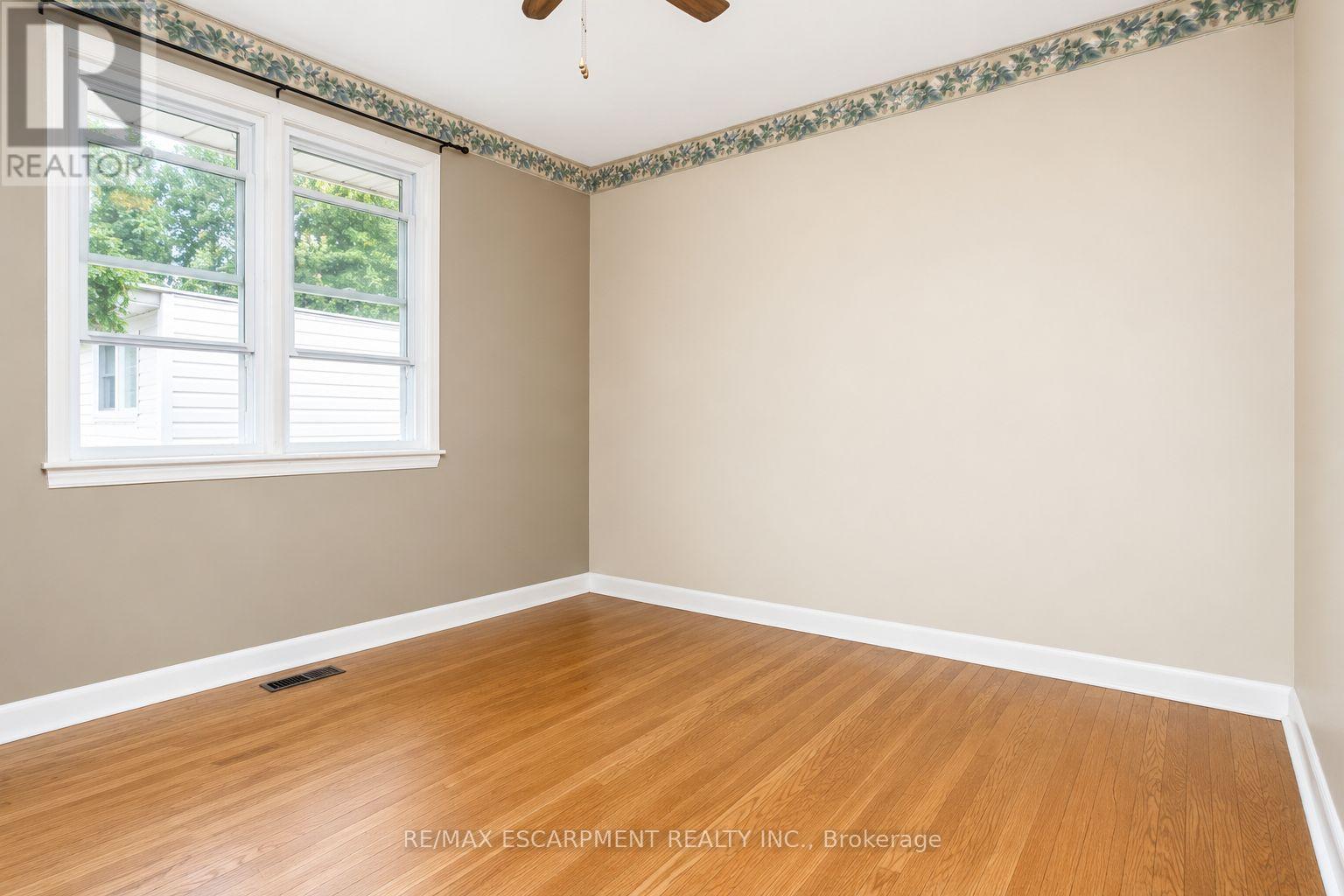 234 BELL STREET - 10