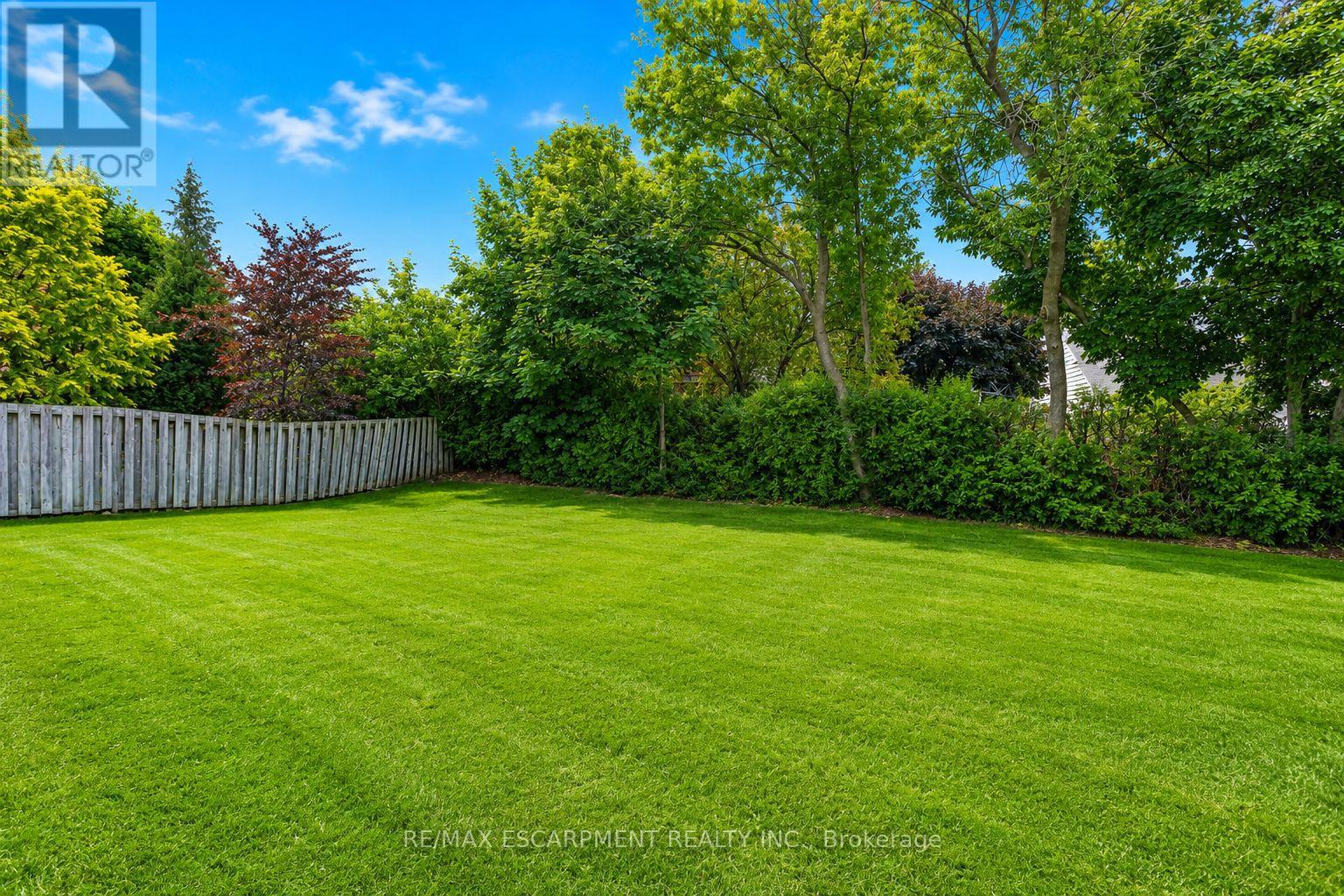234 BELL STREET - 5