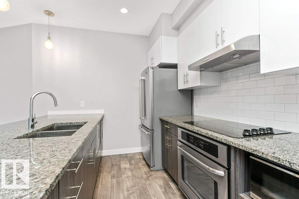 #204 10126 144 ST NW - 4