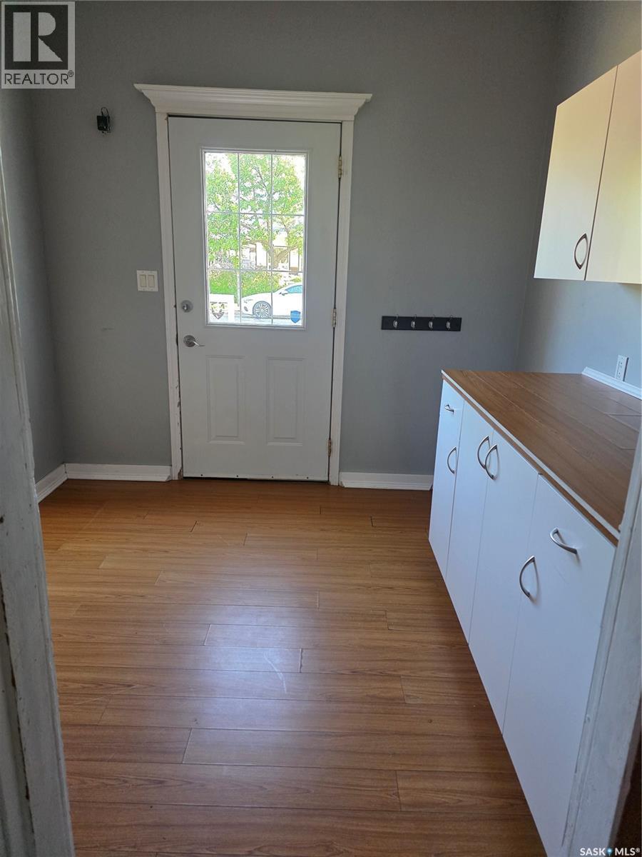 905 2nd STREET - 2