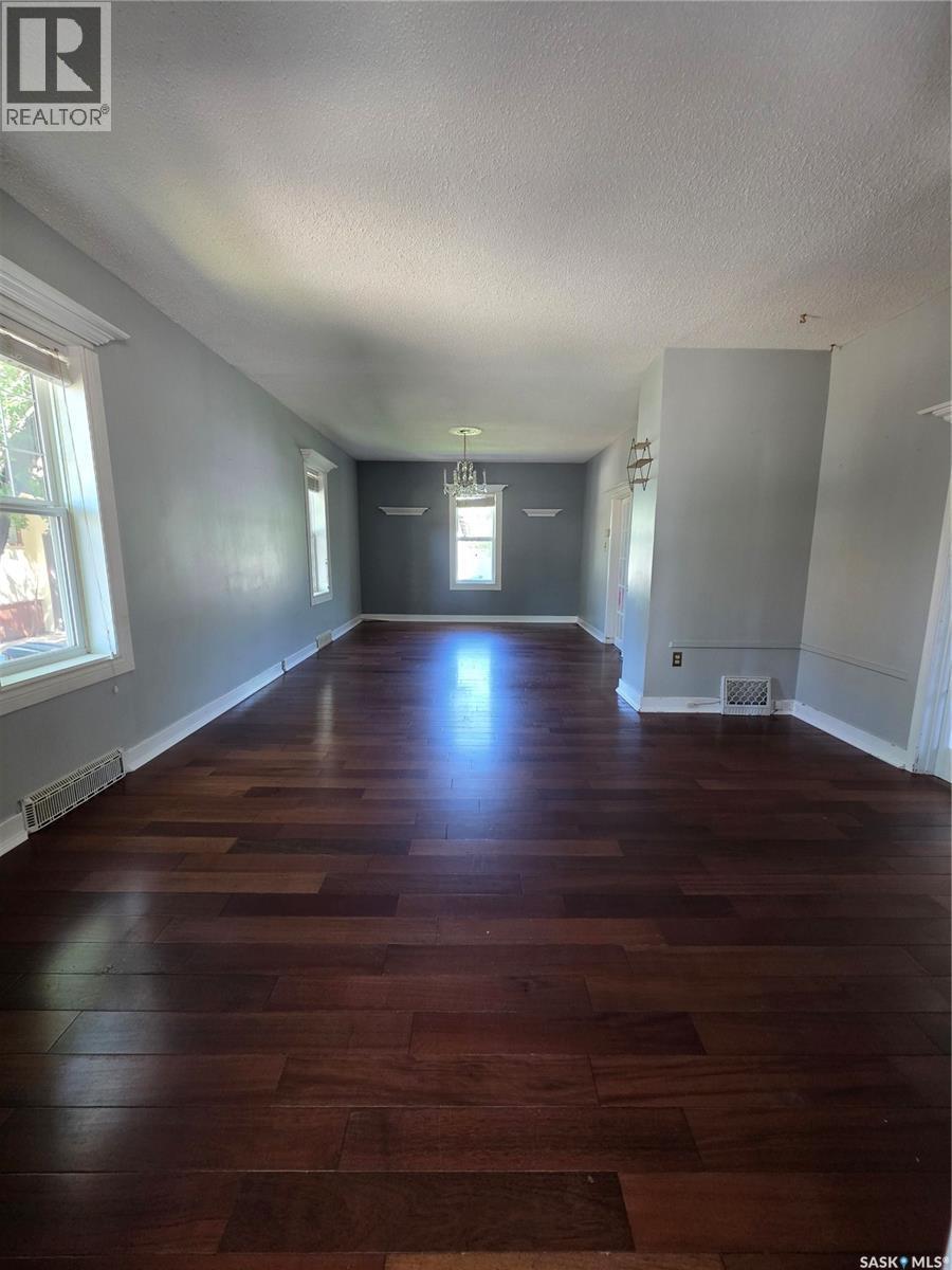 905 2nd STREET - 9