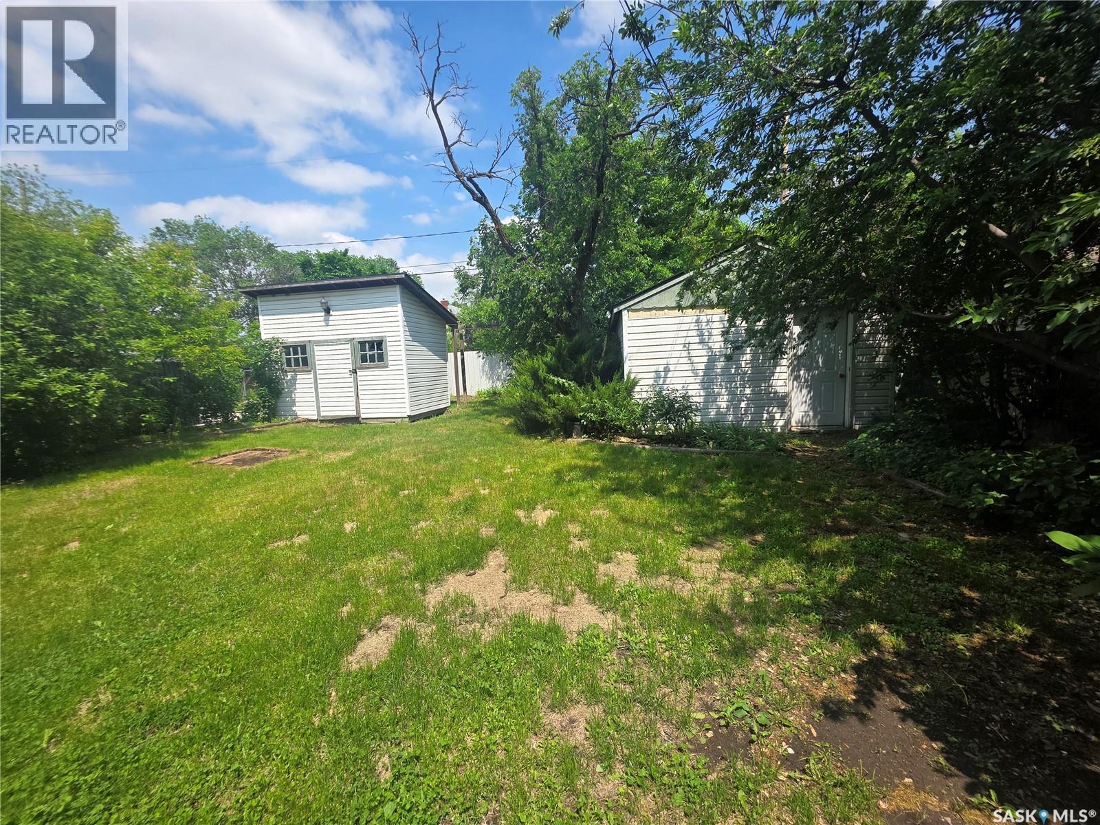 905 2nd STREET - 35