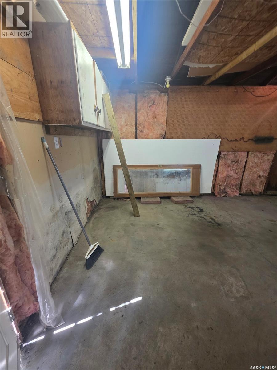 905 2nd STREET - 39