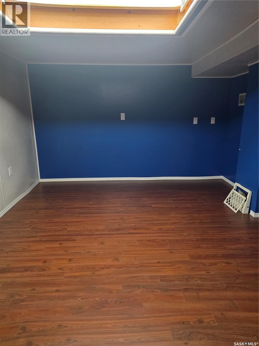 905 2nd STREET - 27
