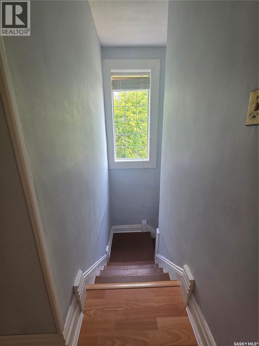905 2nd STREET - 13