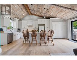 8073 Francis Street, Brooke Alvinston, ON N0N1A0 Photo 11