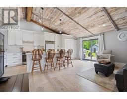8073 Francis Street, Brooke Alvinston, ON N0N1A0 Photo 14