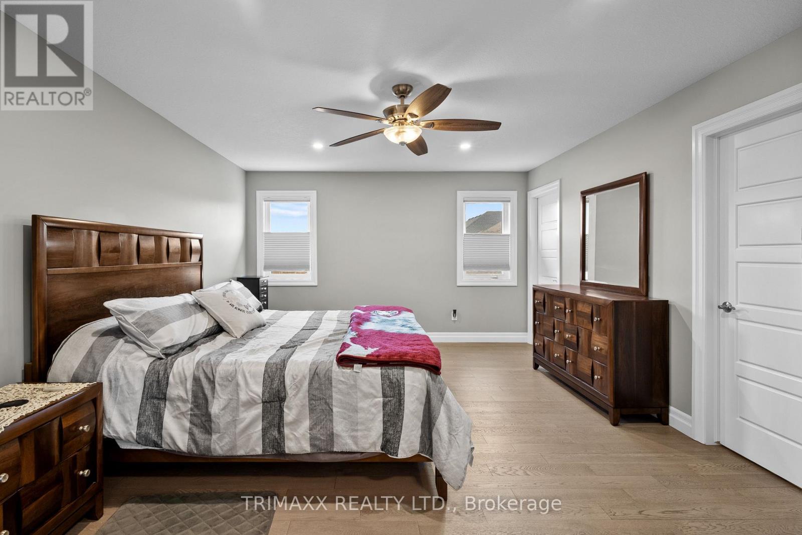 31 THAMES SPRINGS CRESCENT - 14
