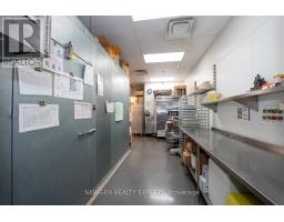 B9 - 668 Erb Street W, Waterloo, ON N2T2Z7 Photo 13