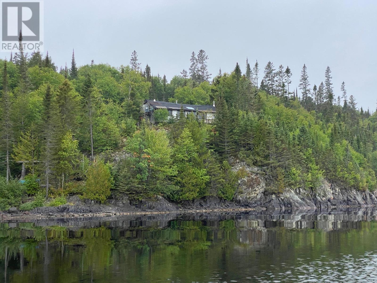 0 WEST SHORE OF SANTOY - 17