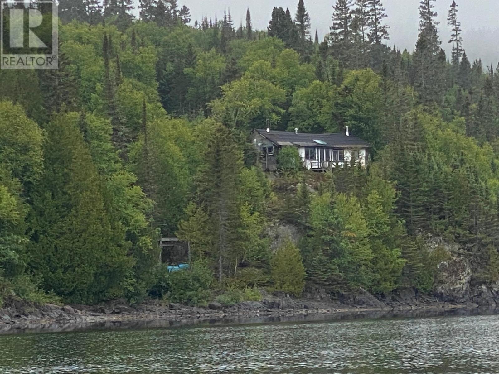 0 WEST SHORE OF SANTOY - 19