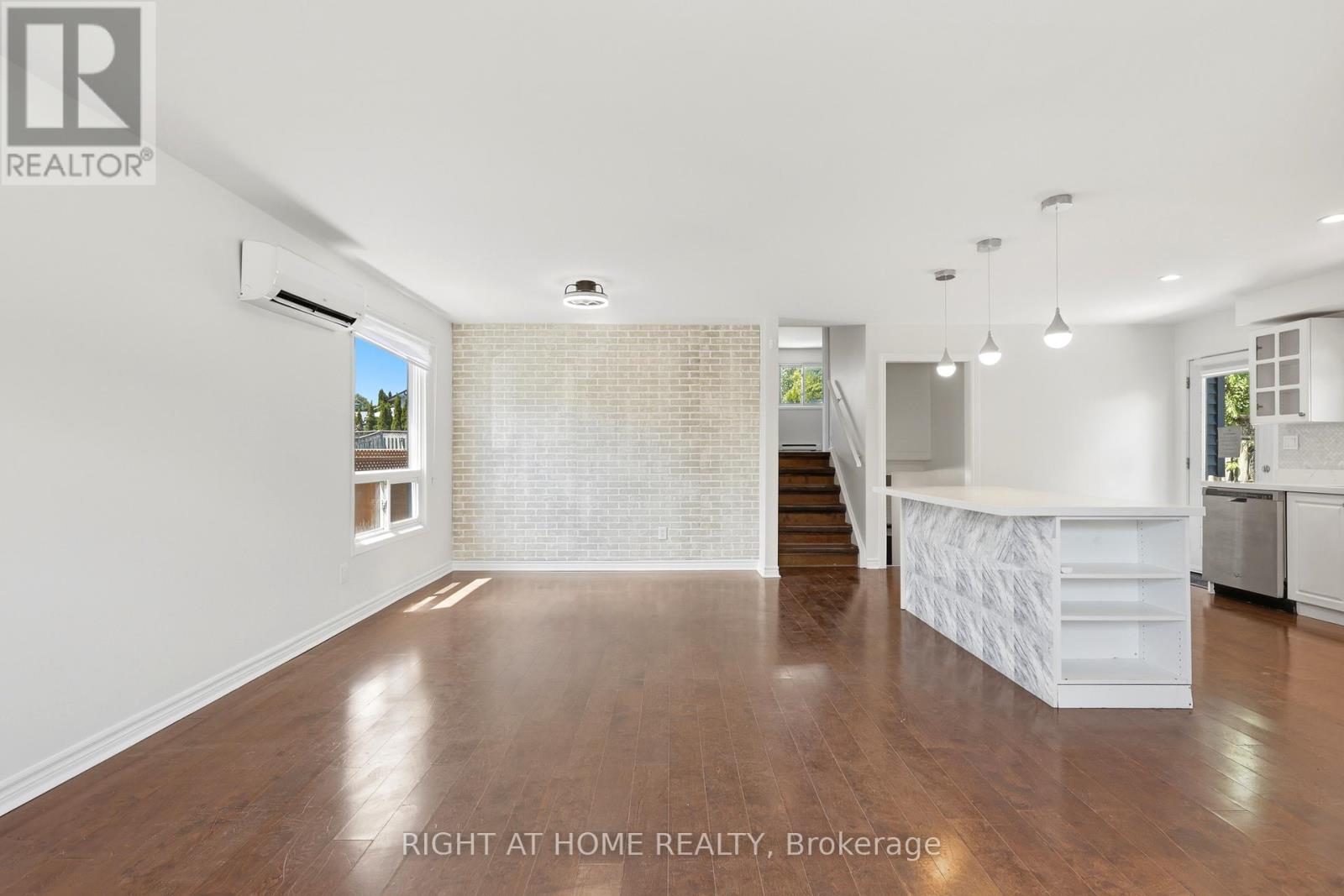 68 OVERBANK DRIVE - 6