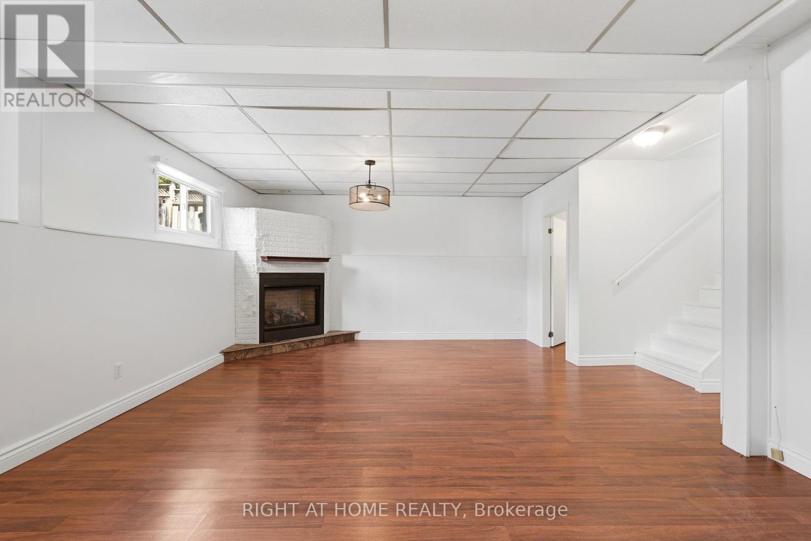68 OVERBANK DRIVE - 36