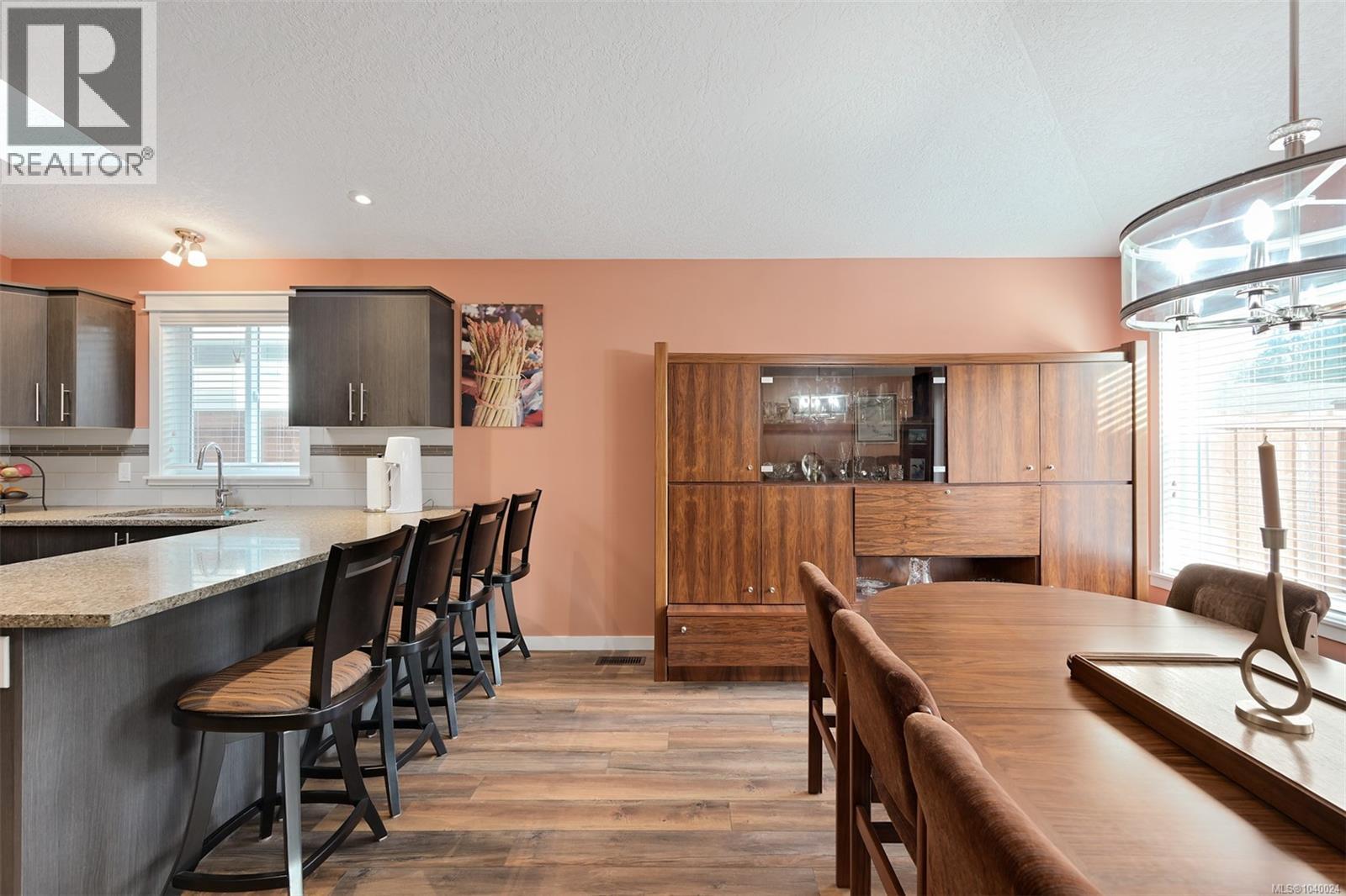 52 7586 Tetayut Rd, Central Saanich