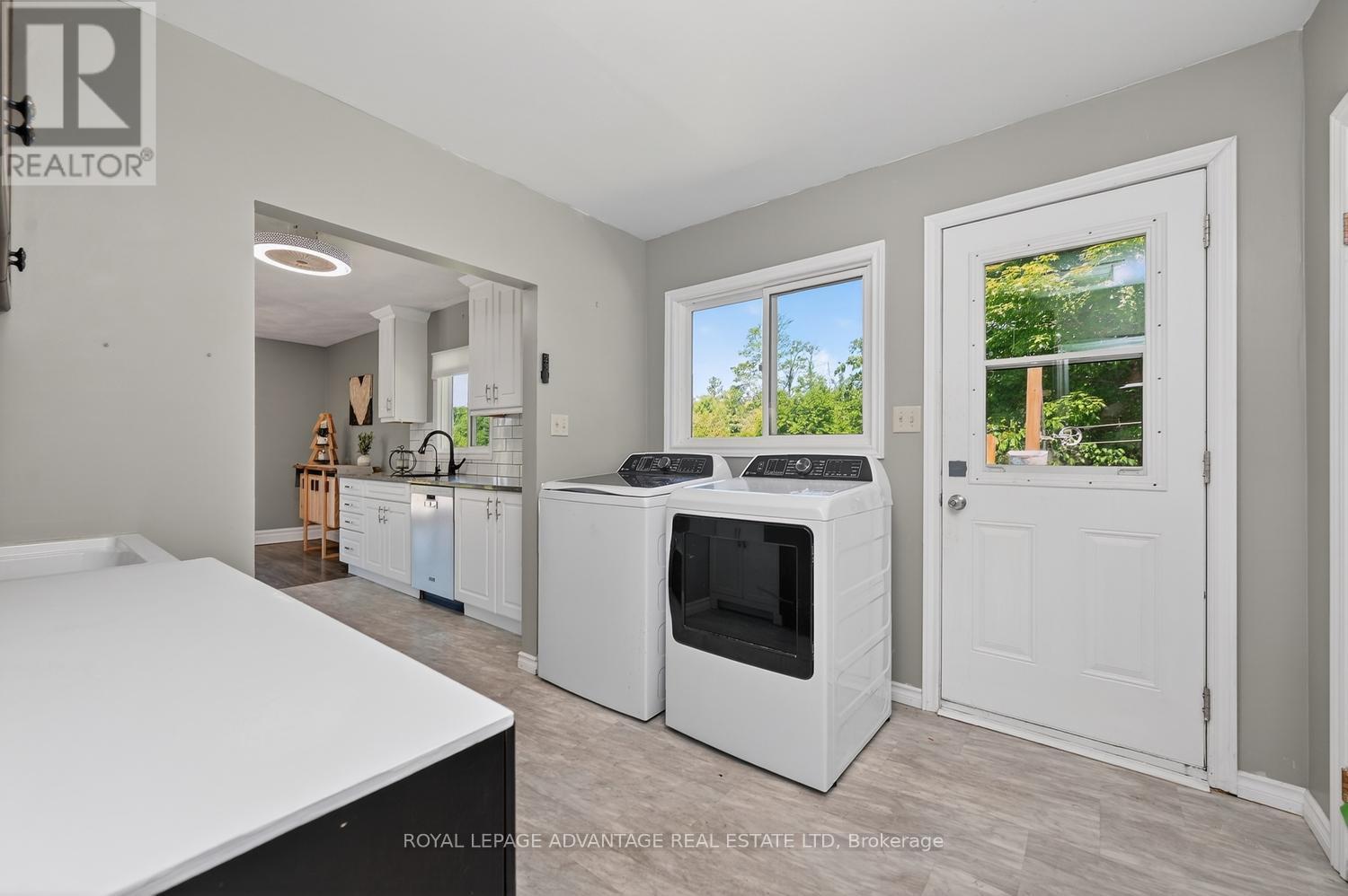 1218 GALBRAITH ROAD - 15