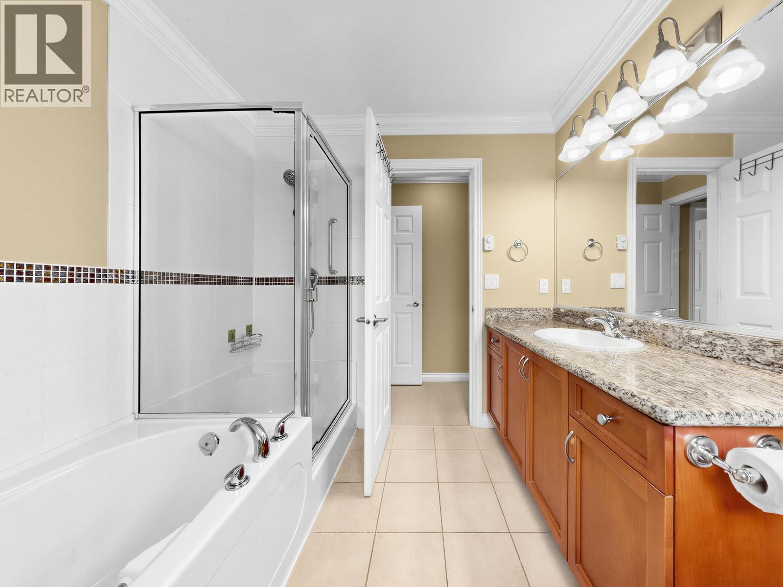 6 11511 STEVESTON HIGHWAY, Richmond