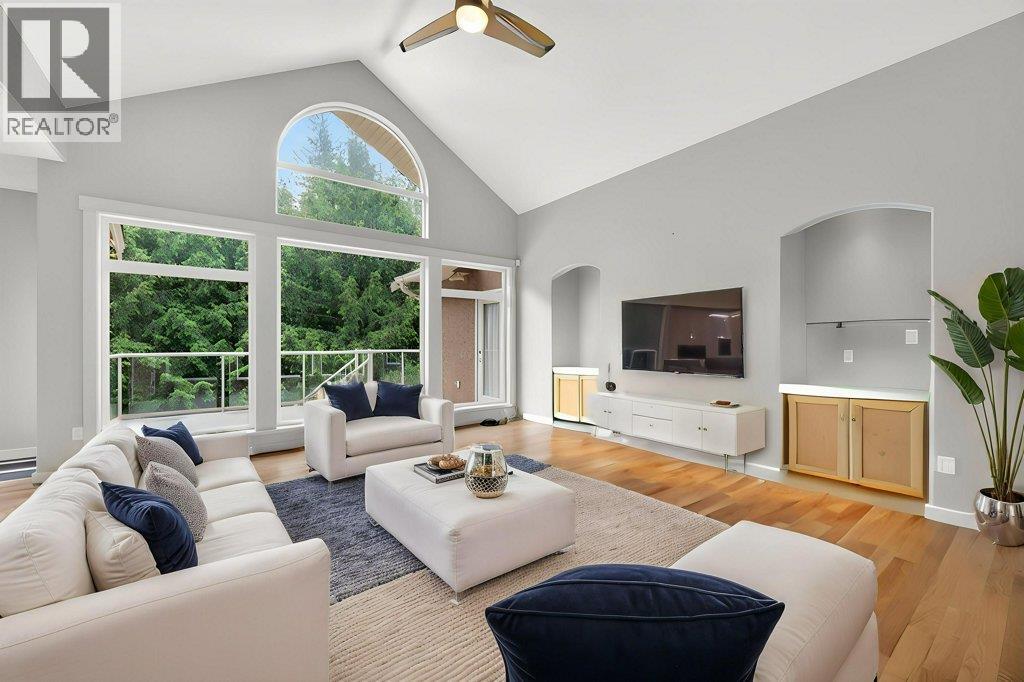 2470 24 Avenue NE - 17