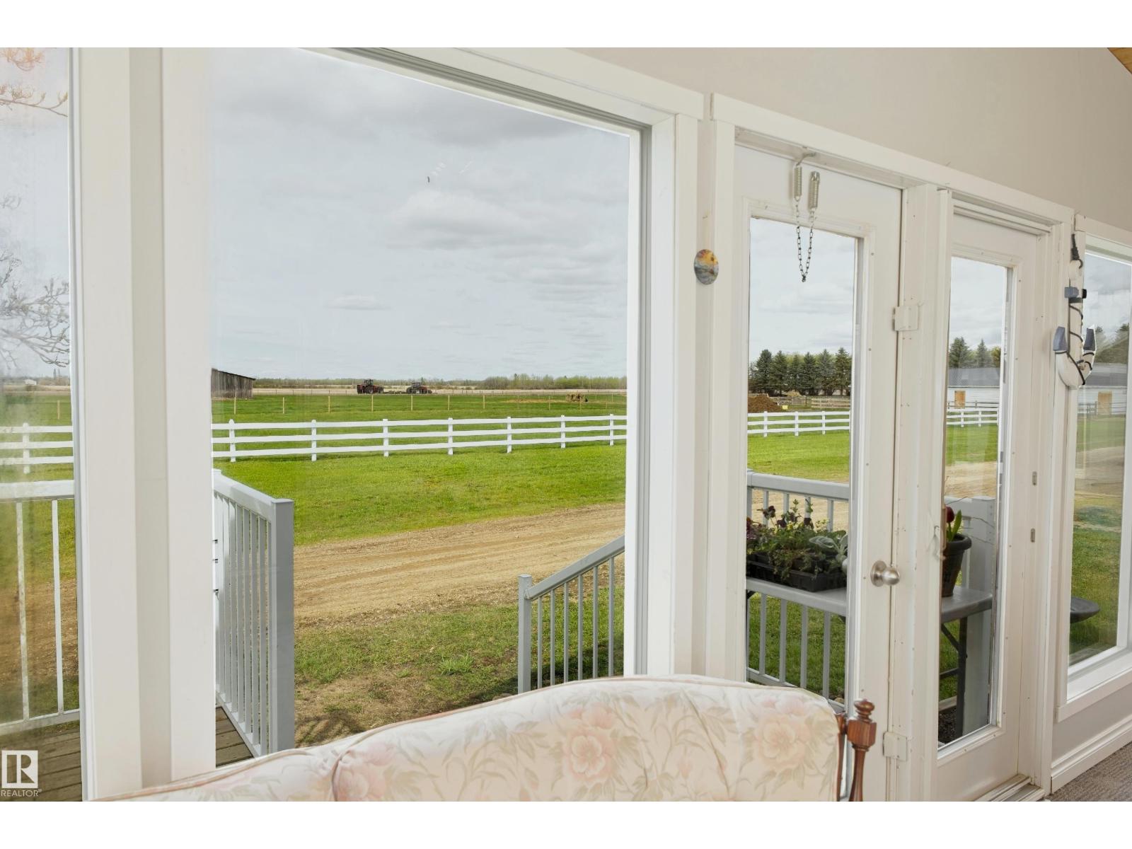 3418 Twp Rd 620 - 16
