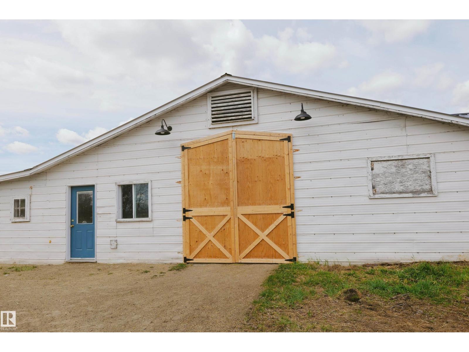 3418 Twp Rd 620 - 63