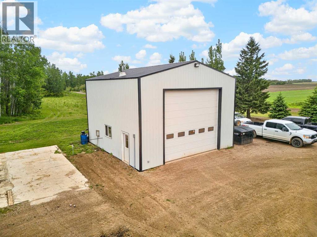 105373 Range Road 144 - 36