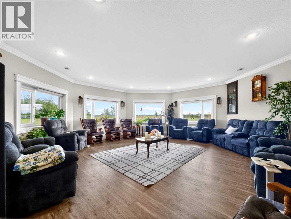 105559 Range Road 152A - photo 2