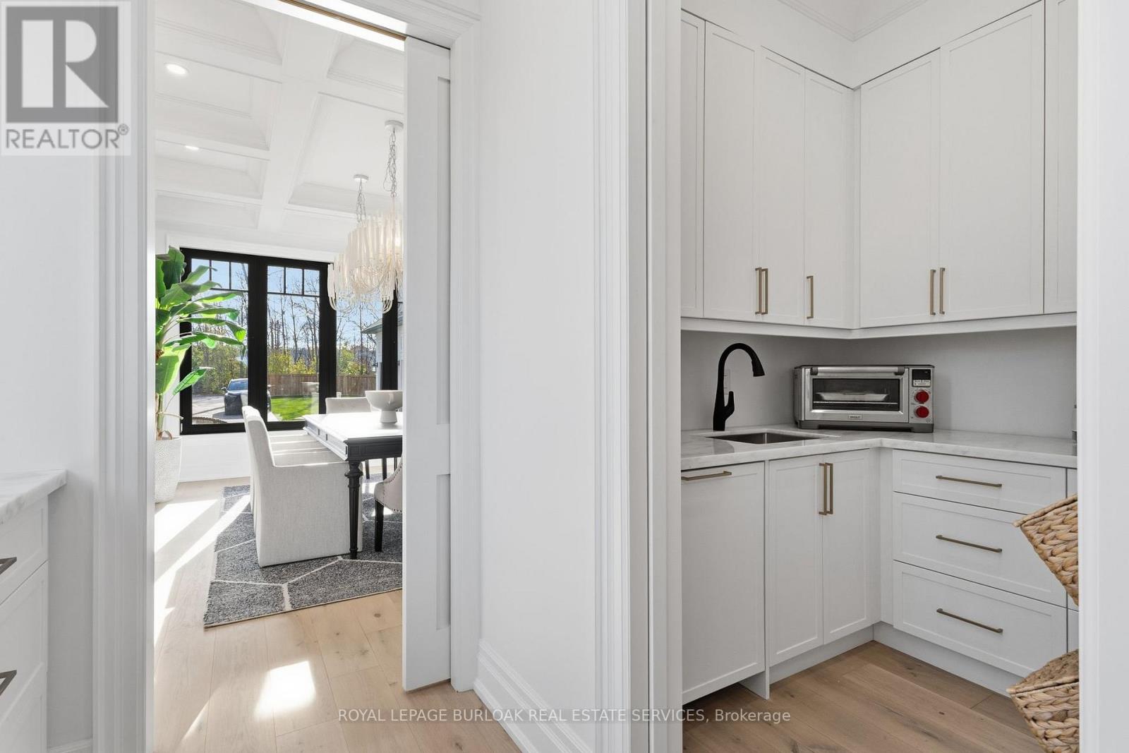 7 CAMPVIEW ROAD - 18