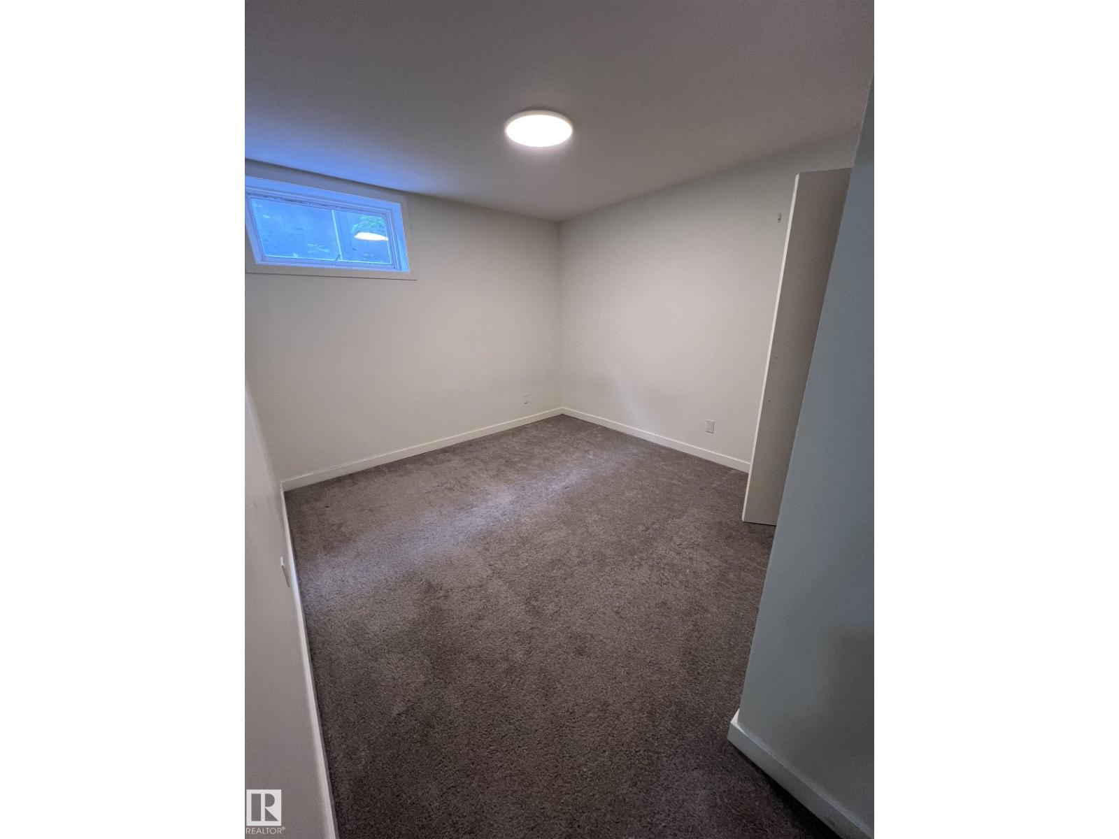 11911 133 AV NW — photo 26