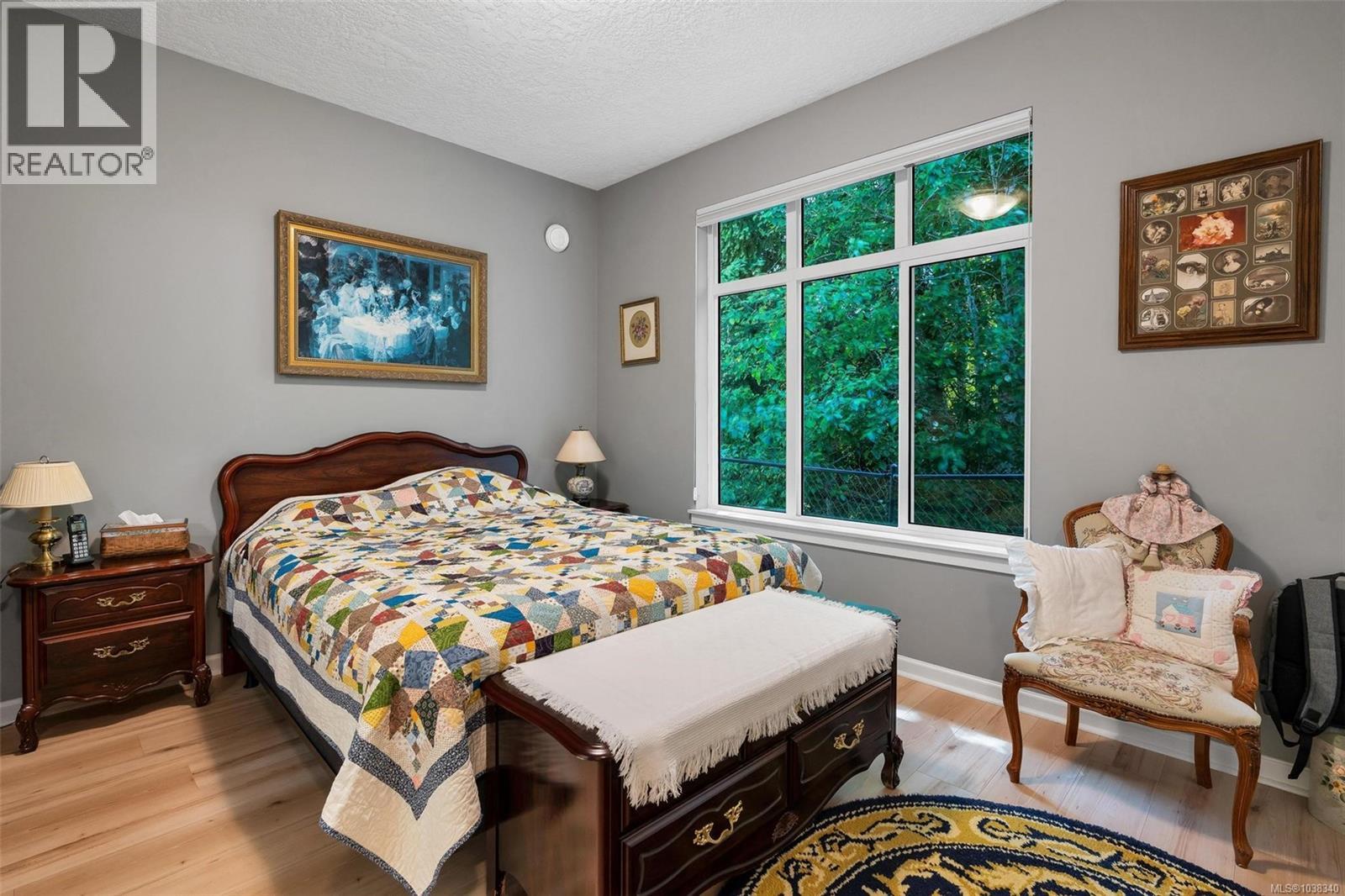 2410 Fern Way - 17