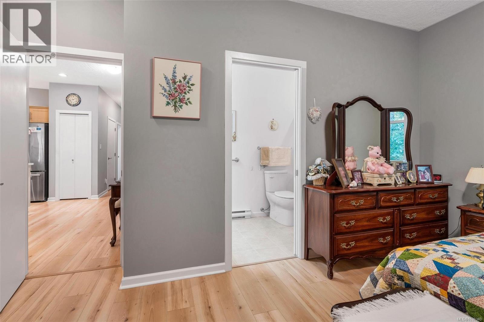 2410 Fern Way - 19