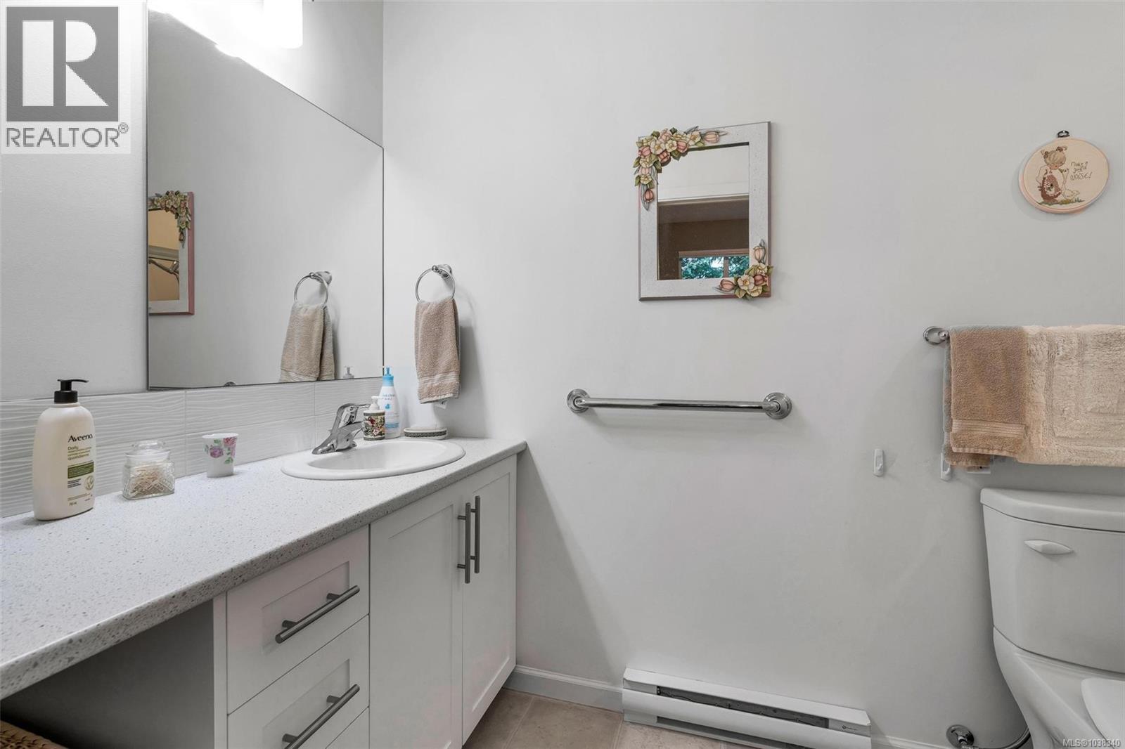 2410 Fern Way - 20