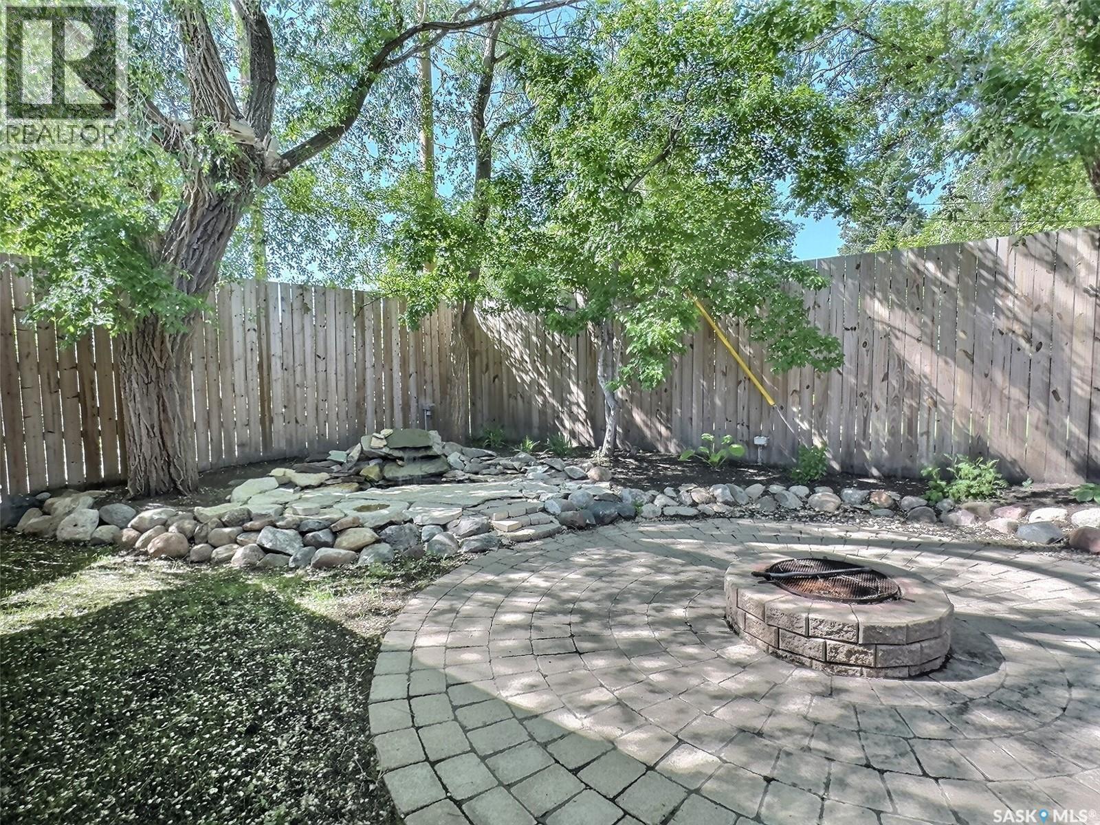 211 Duncan ROAD — photo 38