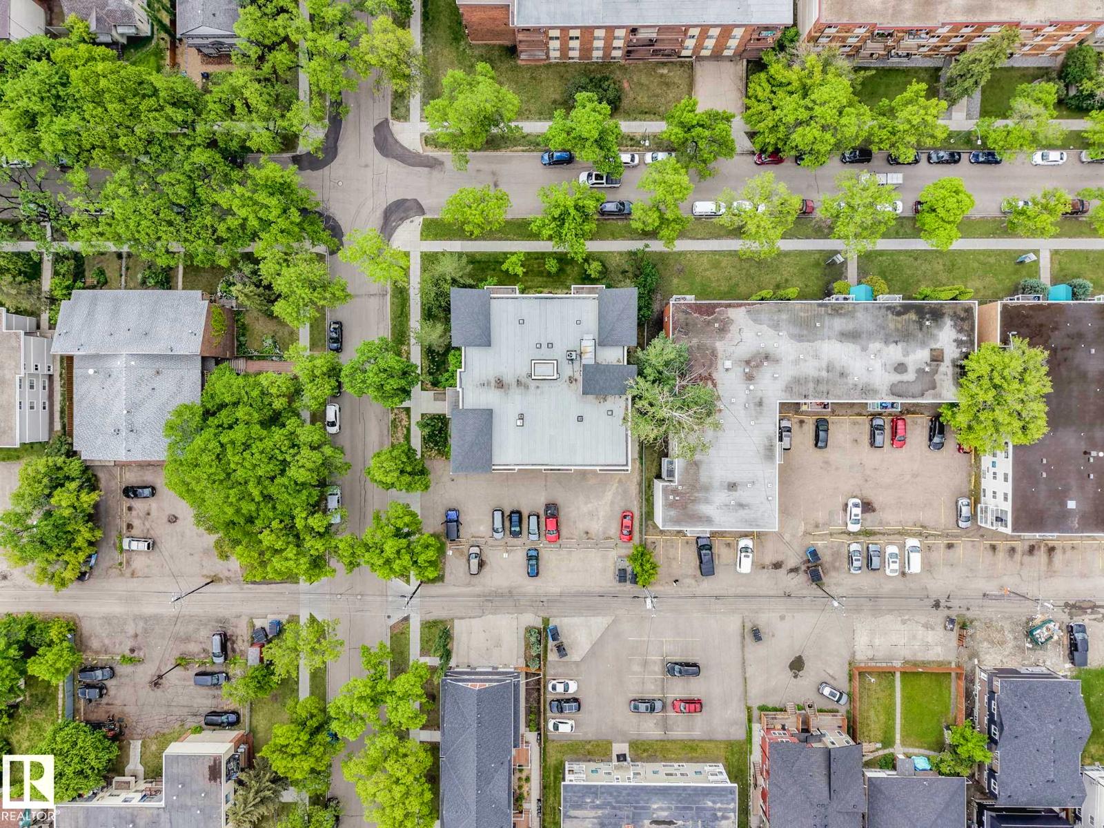 #401 11107 108 AV NW — photo 14