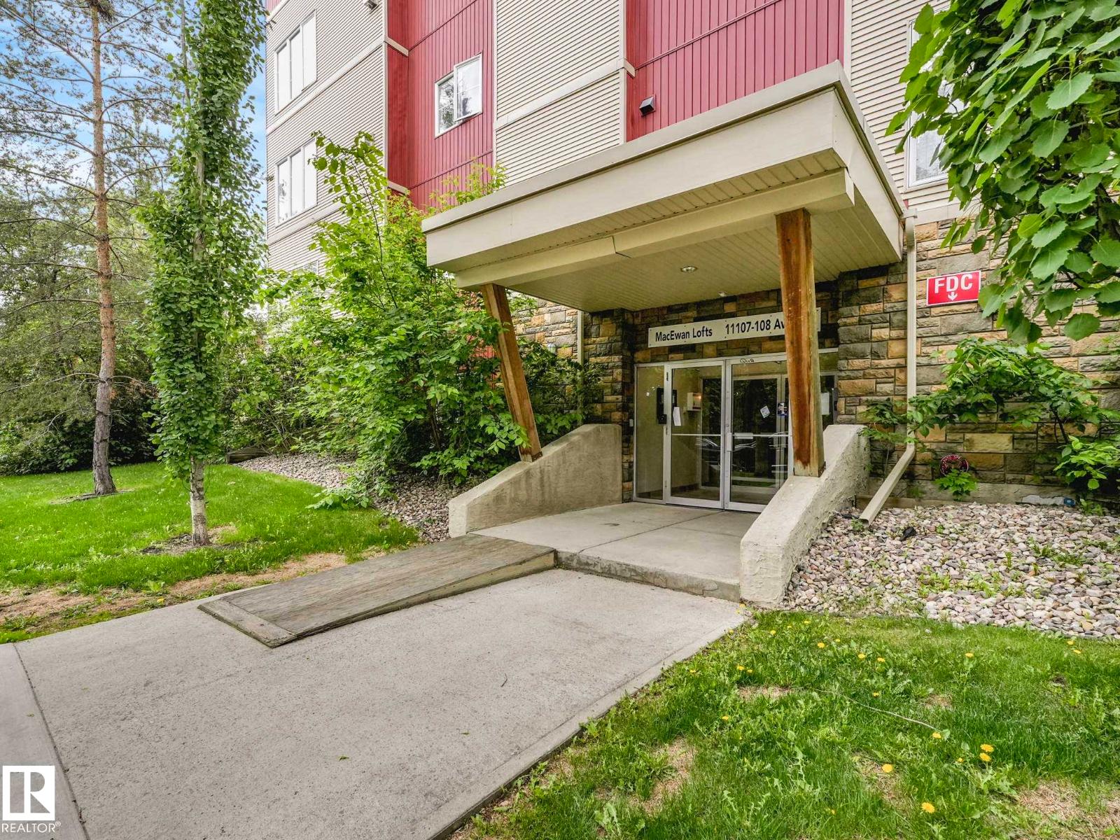 #401 11107 108 AV NW - photo 3
