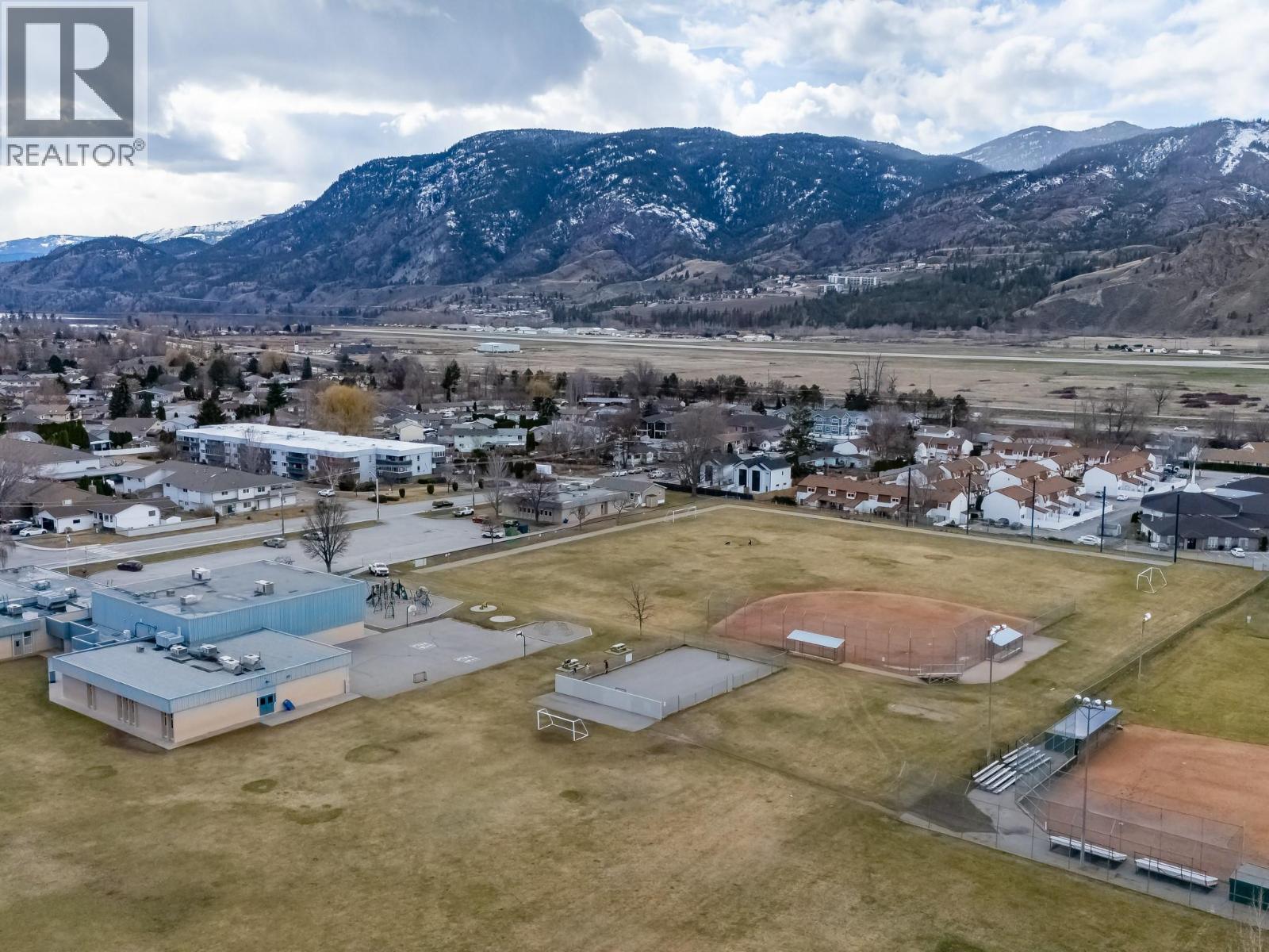 103 275 Kinney Avenue, Penticton