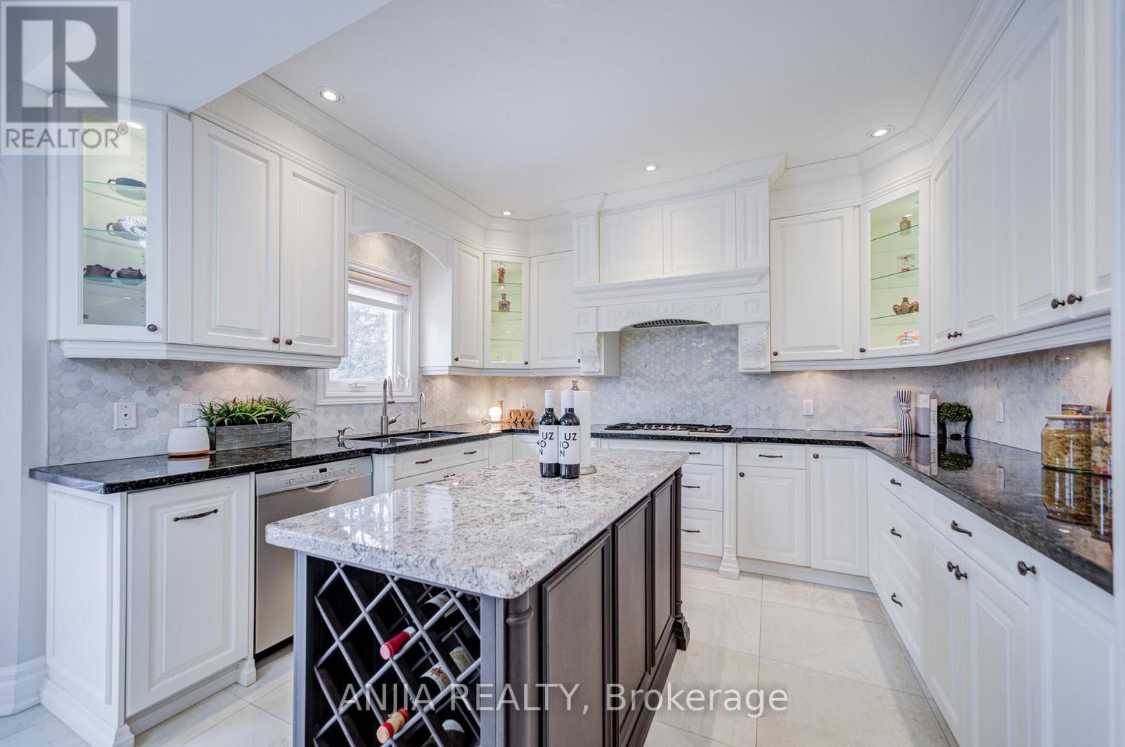 91 REANSBURY CRESCENT - 19