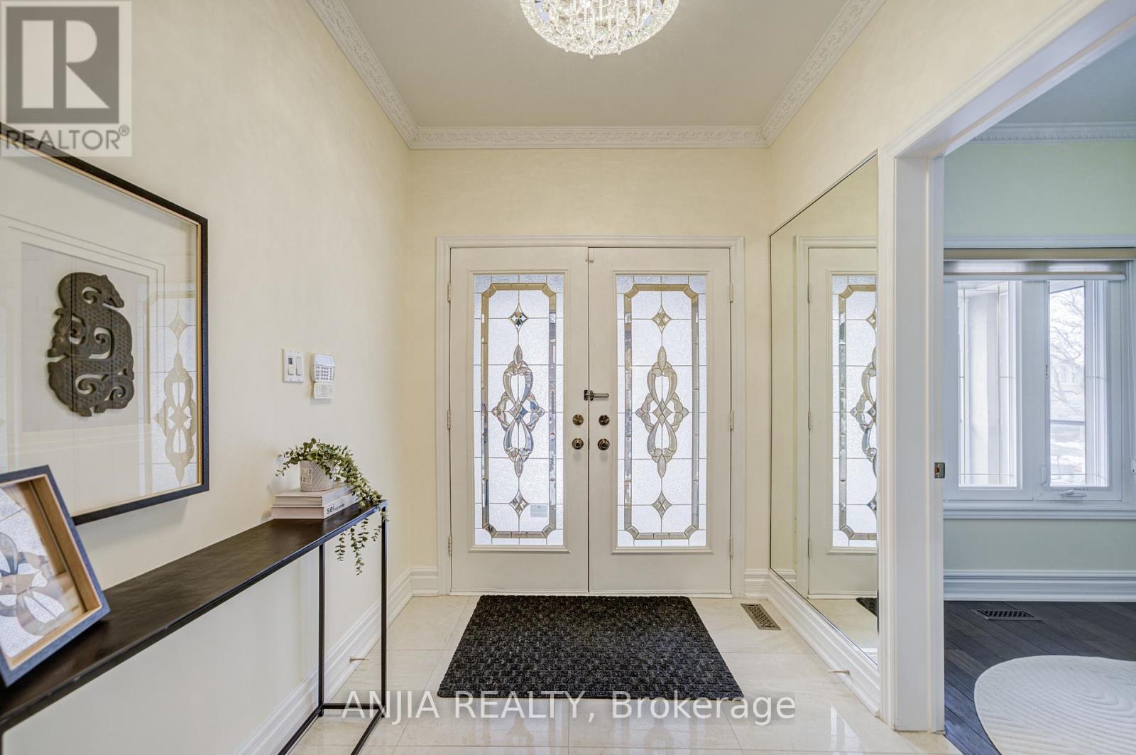 91 REANSBURY CRESCENT - 4