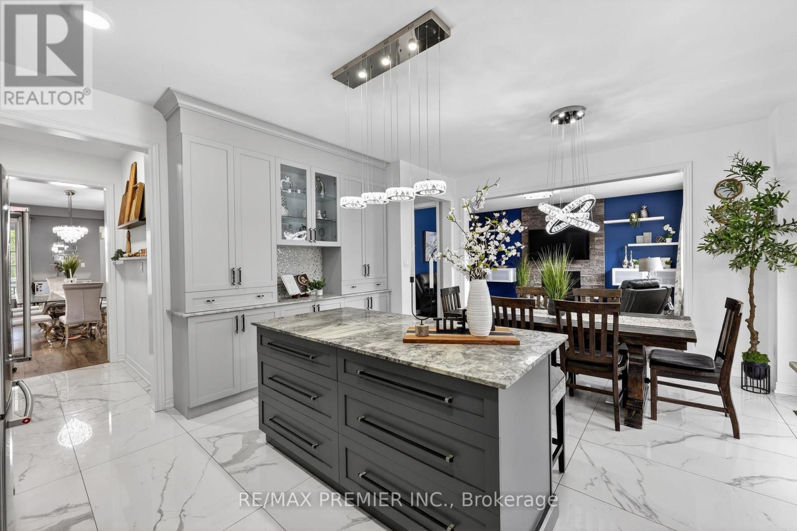 77 WEAVER TERRACE - 10