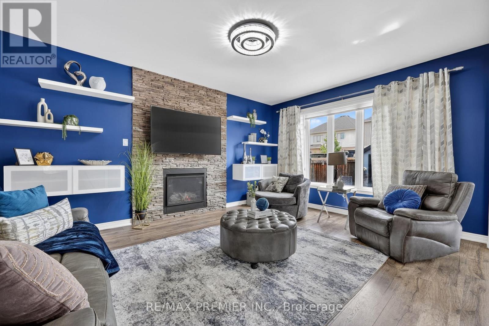 77 WEAVER TERRACE - 14